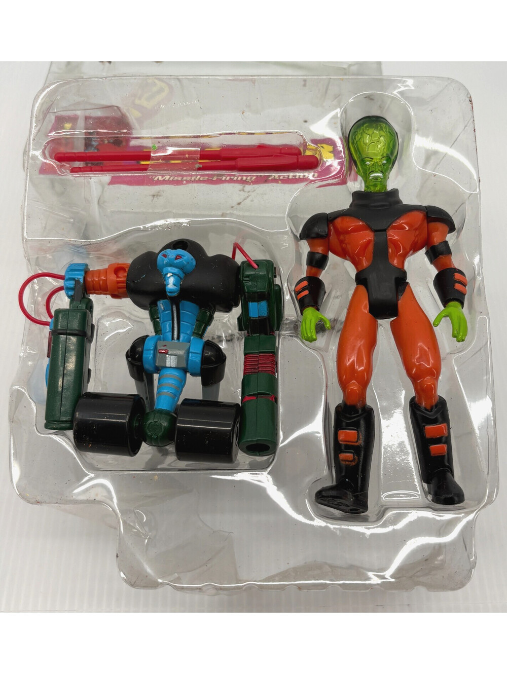 1997 ToyBiz The Incredible Hulk Smash and Crash Leader With Evil Robot Loose